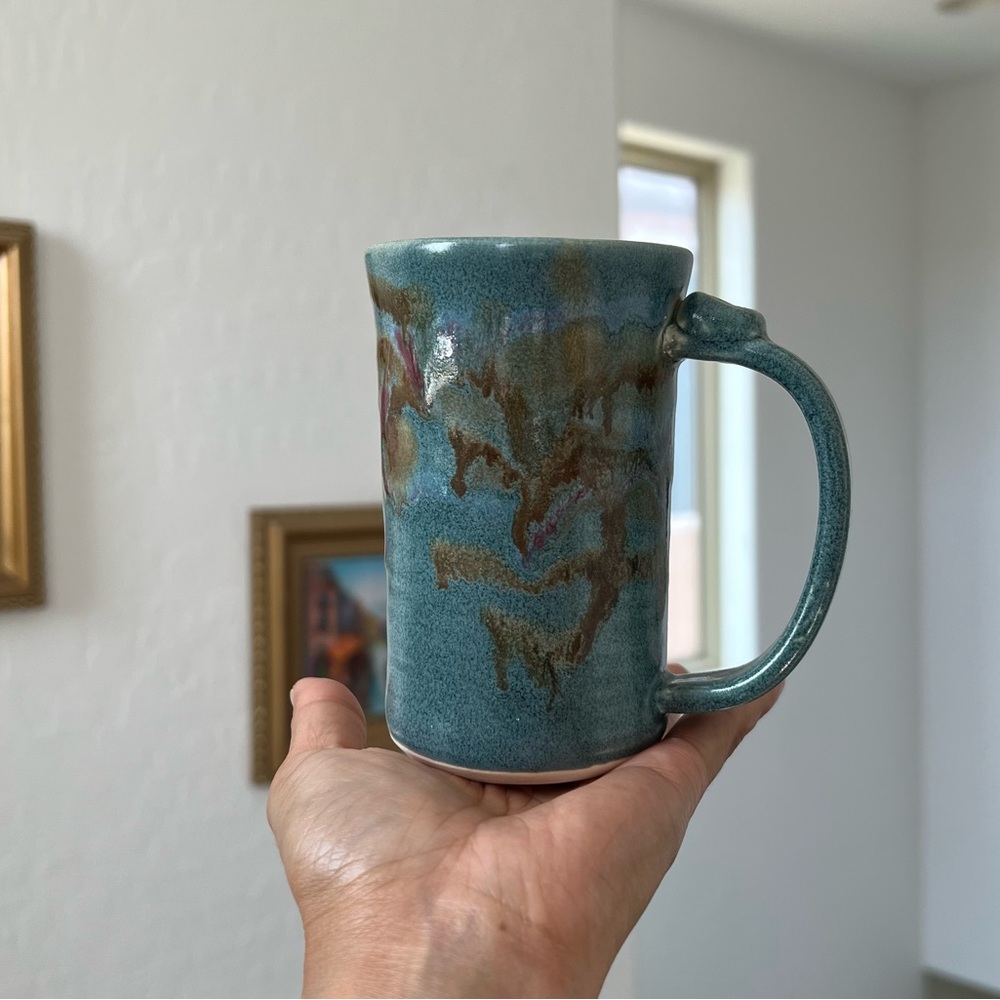 Studio Pottery Hand Thrown Mug Signed Calhoun 4.5” - Picture 3 of 9
